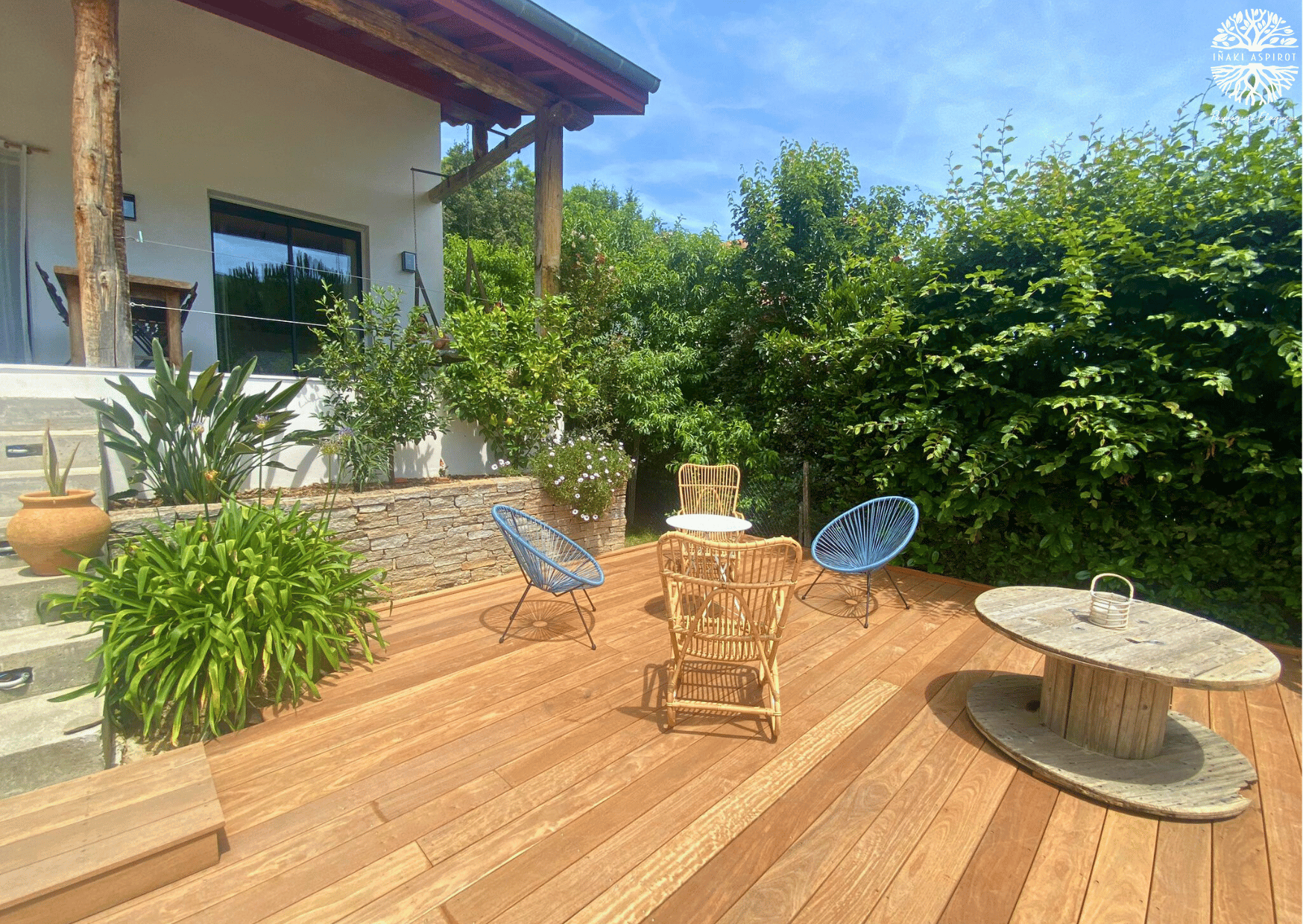 naki Aspirot, Paysagiste-Elagueur _ Création d'une terrasse bois (3)